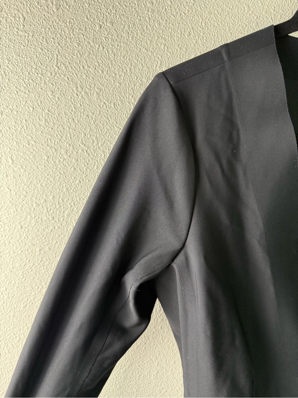 Athleta Avenue Blazer Jacket Black Business Athleisure Casual Women’s Size 10 - Picture 6 of 16